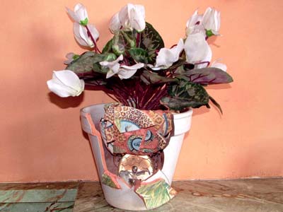 Pot de fleurs (2005)